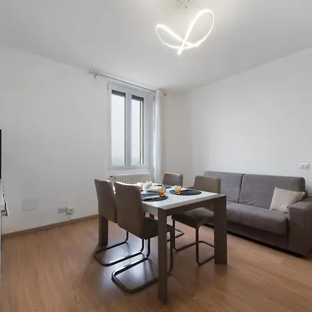 Dream House 아파트