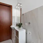 Dream House דירה *